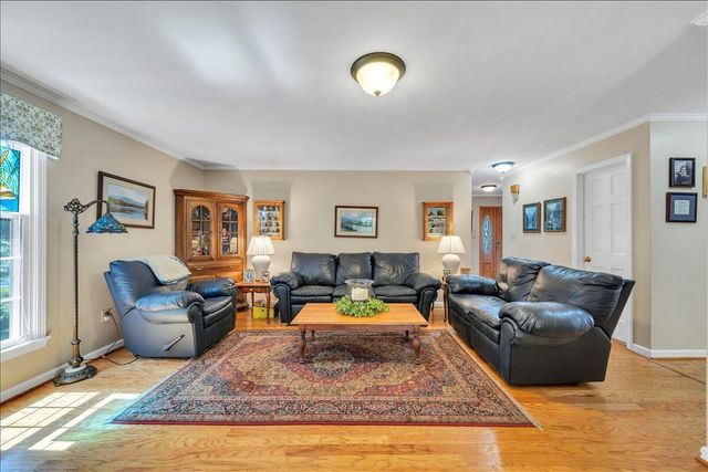 1510 Ashley DR, Salem, VA 24153