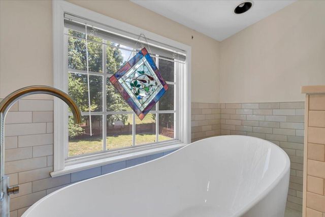 1510 Ashley DR, Salem, VA 24153