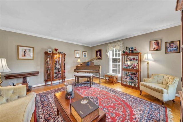 1510 Ashley DR, Salem, VA 24153