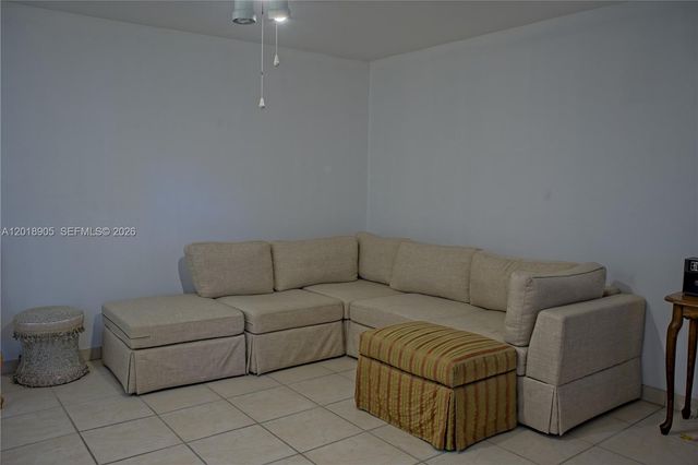 5300 Washington St F215, Hollywood, FL 33021