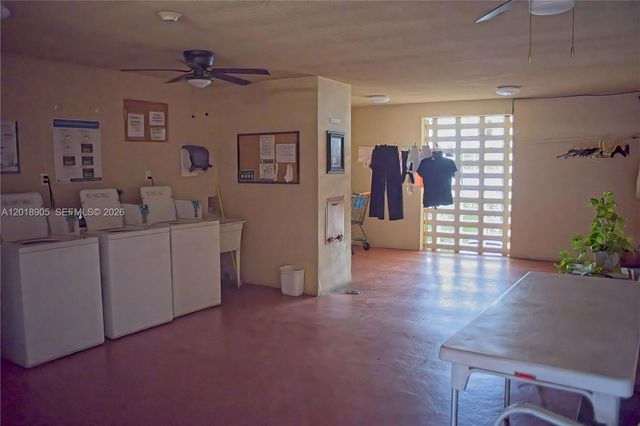 5300 Washington St F215, Hollywood, FL 33021