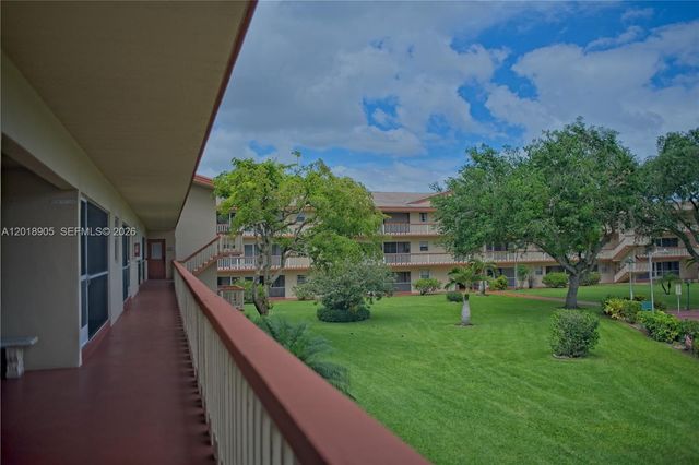 5300 Washington St F215, Hollywood, FL 33021