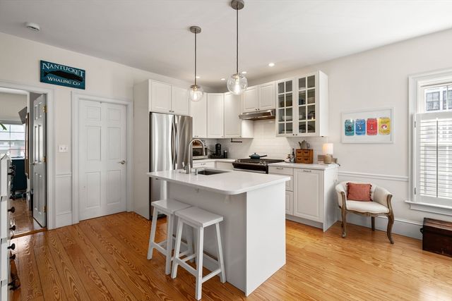 614 E 3rd St 1, Boston, MA 02127