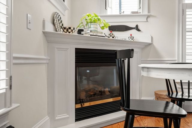 614 E 3rd St 1, Boston, MA 02127