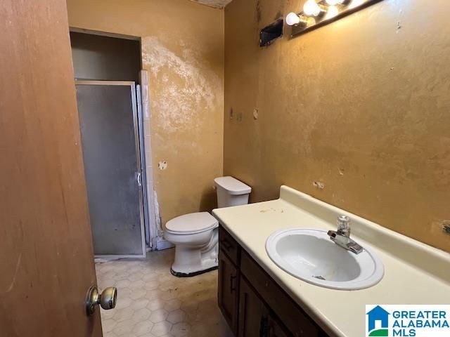 816 PINE FOREST CIRCLE, Birmingham, AL 35235