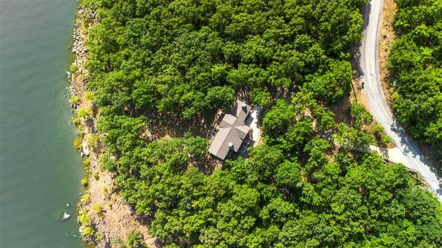 1763 Rose Lane, Eufaula, OK 74432