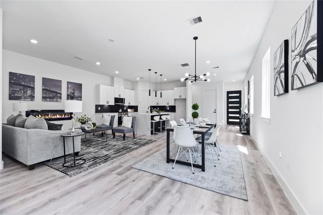 7212 England Street, Houston, TX 77021