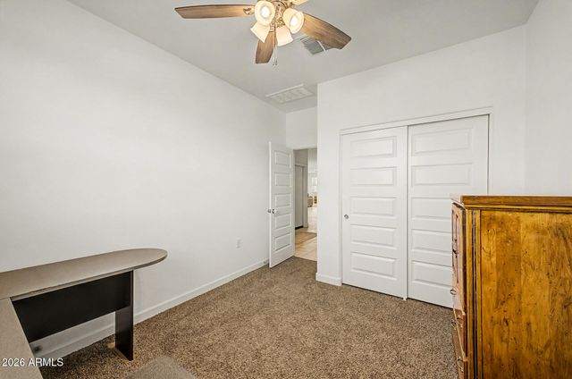 3229 W SHANLEY Avenue, Apache Junction, AZ 85120