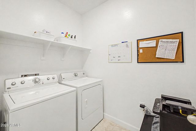 3229 W SHANLEY Avenue, Apache Junction, AZ 85120