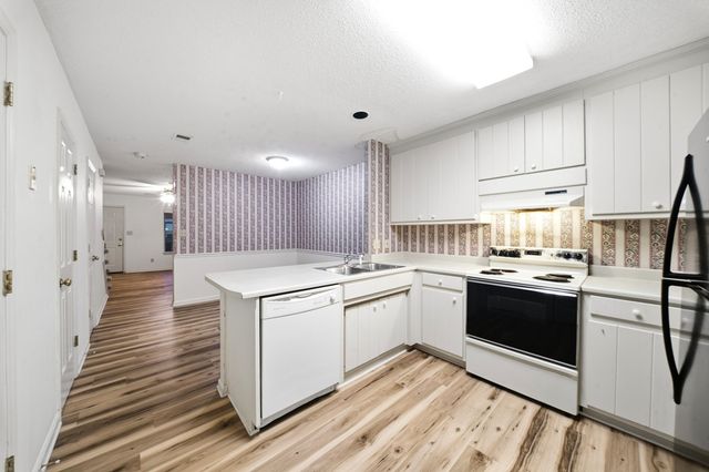 504 S Townes Court, Spartanburg, SC 29301