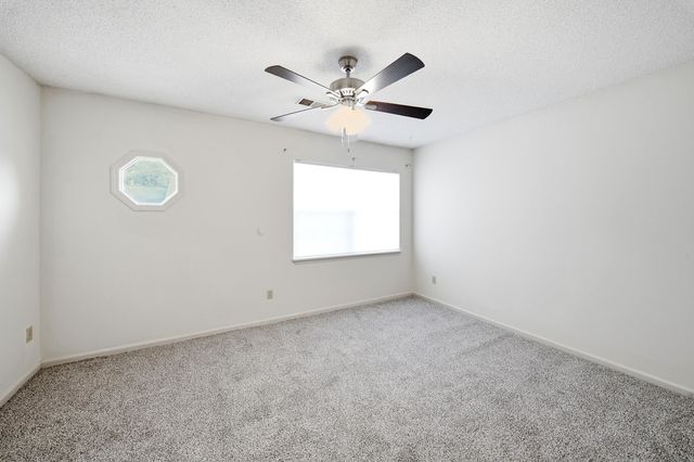 504 S Townes Court, Spartanburg, SC 29301