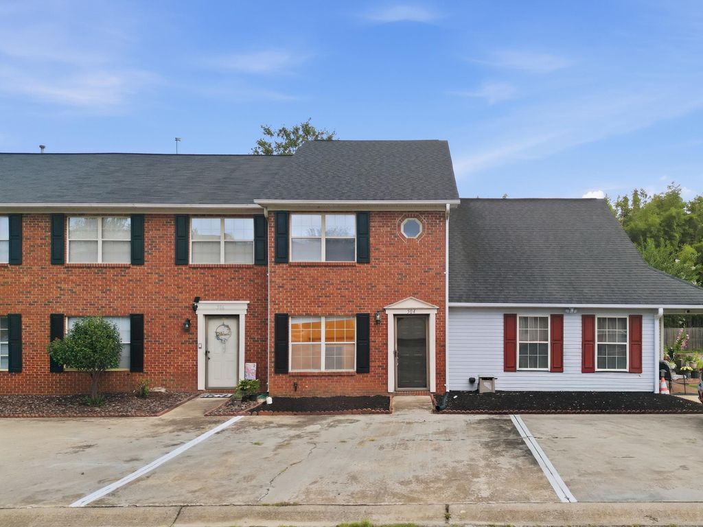 504 S Townes Court, Spartanburg, SC 29301