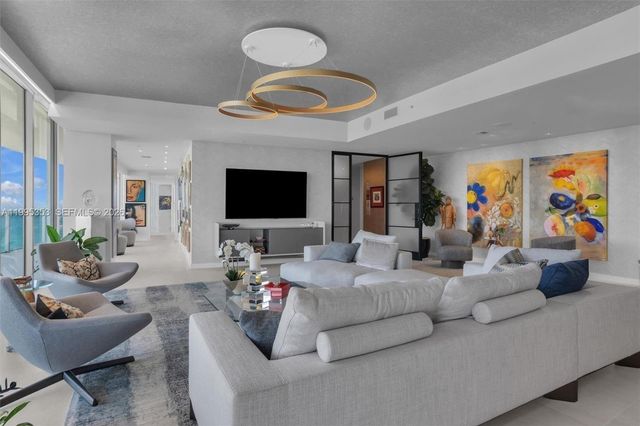 2200 N Ocean Boulevard N804, Fort Lauderdale, FL 33305