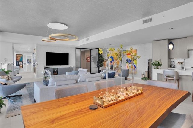 2200 N Ocean Boulevard N804, Fort Lauderdale, FL 33305