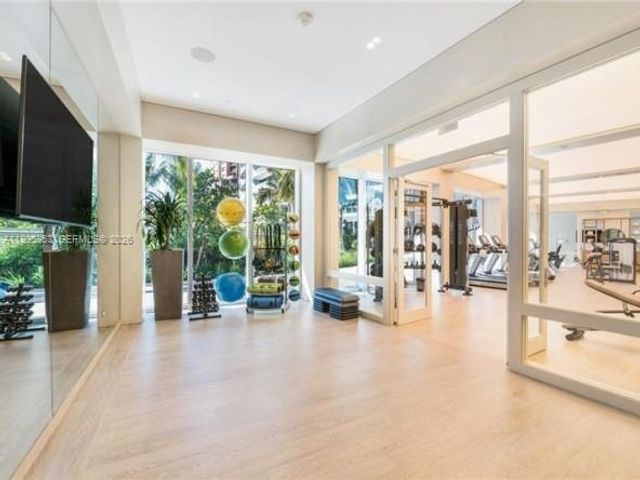 2200 N Ocean Boulevard N804, Fort Lauderdale, FL 33305