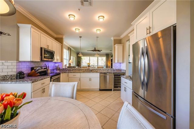 19400 Cromwell CT 201, Fort Myers, FL 33912