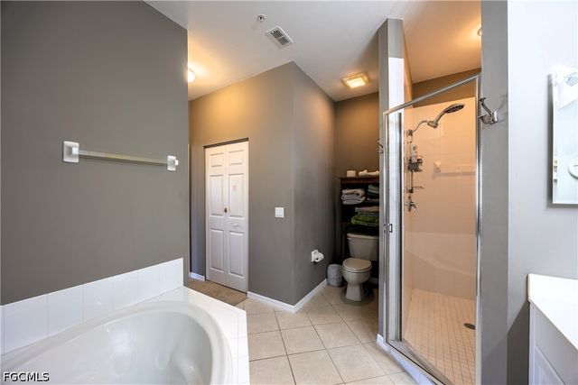 19400 Cromwell CT 201, Fort Myers, FL 33912