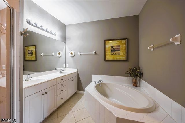 19400 Cromwell CT 201, Fort Myers, FL 33912