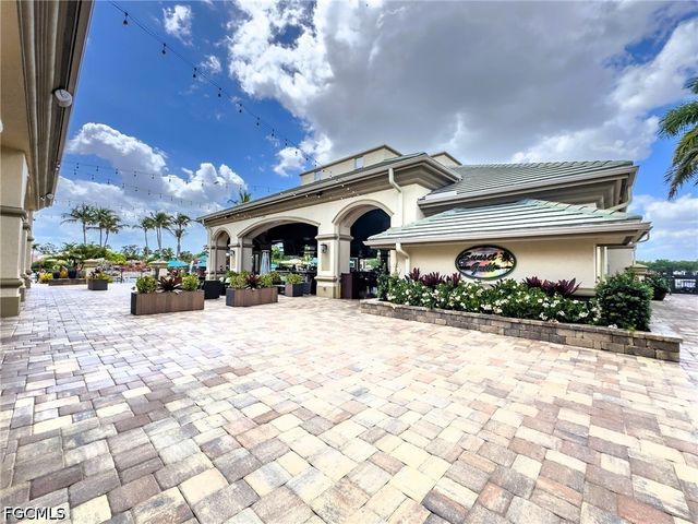 19400 Cromwell CT 201, Fort Myers, FL 33912