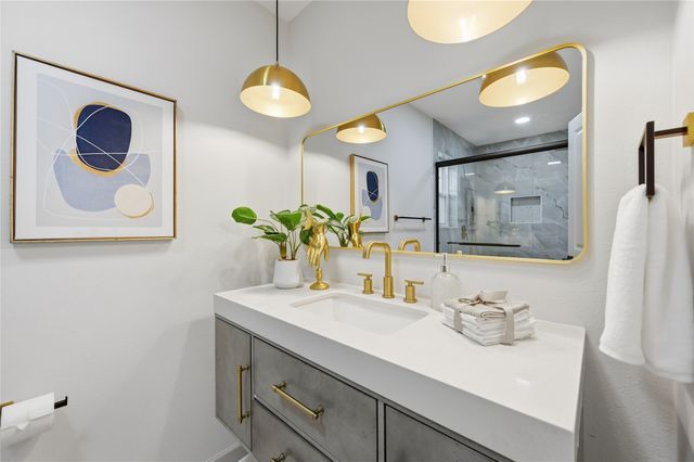 1019 Aspen Lane, Mansfield, TX 76063