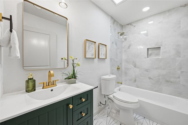 1019 Aspen Lane, Mansfield, TX 76063