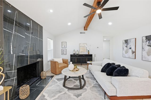 1019 Aspen Lane, Mansfield, TX 76063