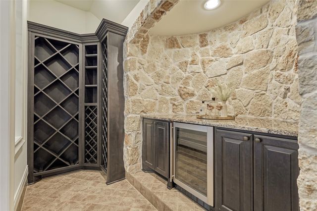 108 Evergreen Oak Drive, Conroe, TX 77384