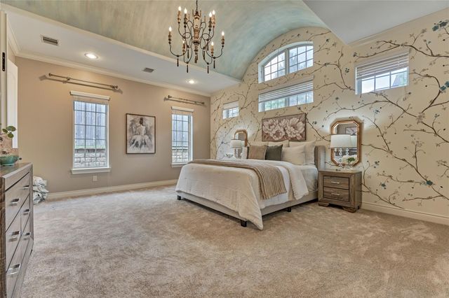 108 Evergreen Oak Drive, Conroe, TX 77384