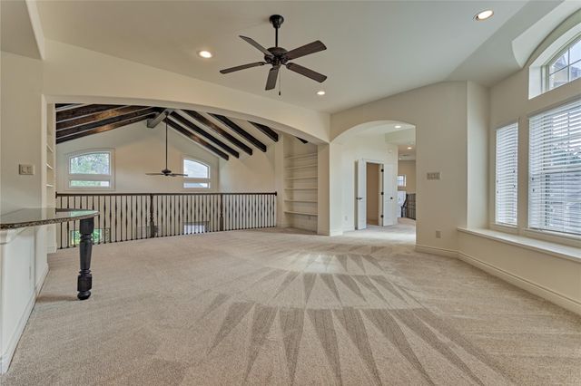 108 Evergreen Oak Drive, Conroe, TX 77384