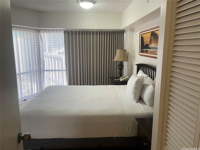 1088 Bishop Street 3111, Honolulu, HI 96813