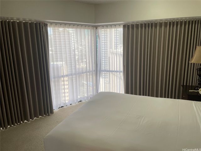 1088 Bishop Street 3111, Honolulu, HI 96813