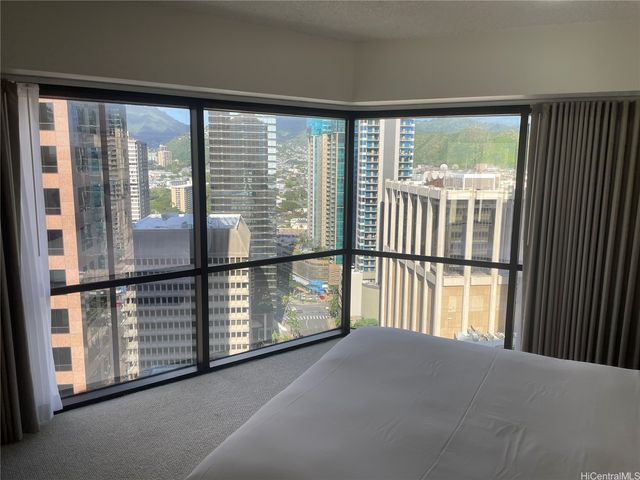 1088 Bishop Street 3111, Honolulu, HI 96813