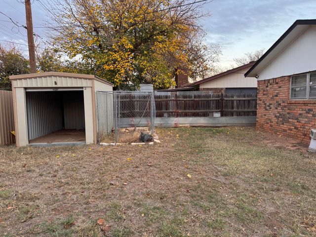 1936 71st Street, Lubbock, TX 79412