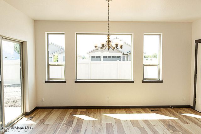 4449 E Savea LN, Post Falls, ID 83854