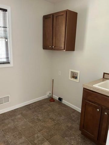 12727 104th, Grand Haven, MI 49417