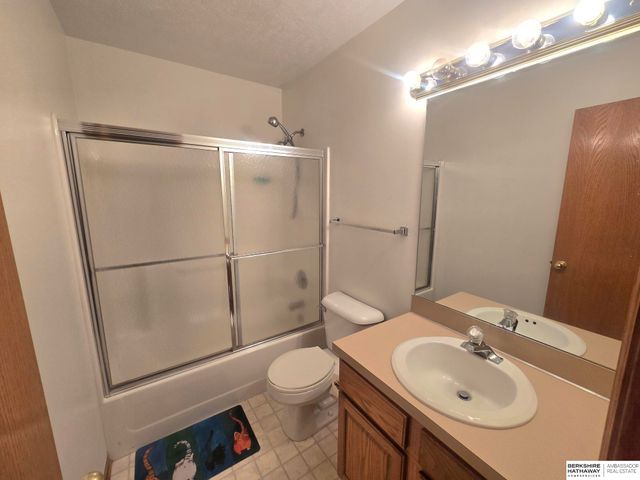 1533 TRUMBALL Terrace, Plattsmouth, NE 68048