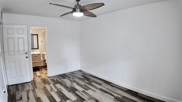 2138 SW 6th St 101, Miami, FL 33135