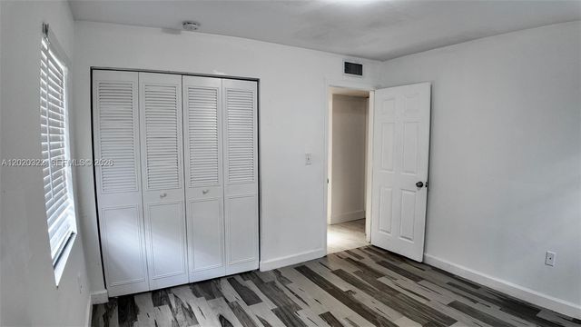2138 SW 6th St 101, Miami, FL 33135