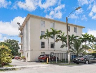 2138 SW 6th St 101, Miami, FL 33135