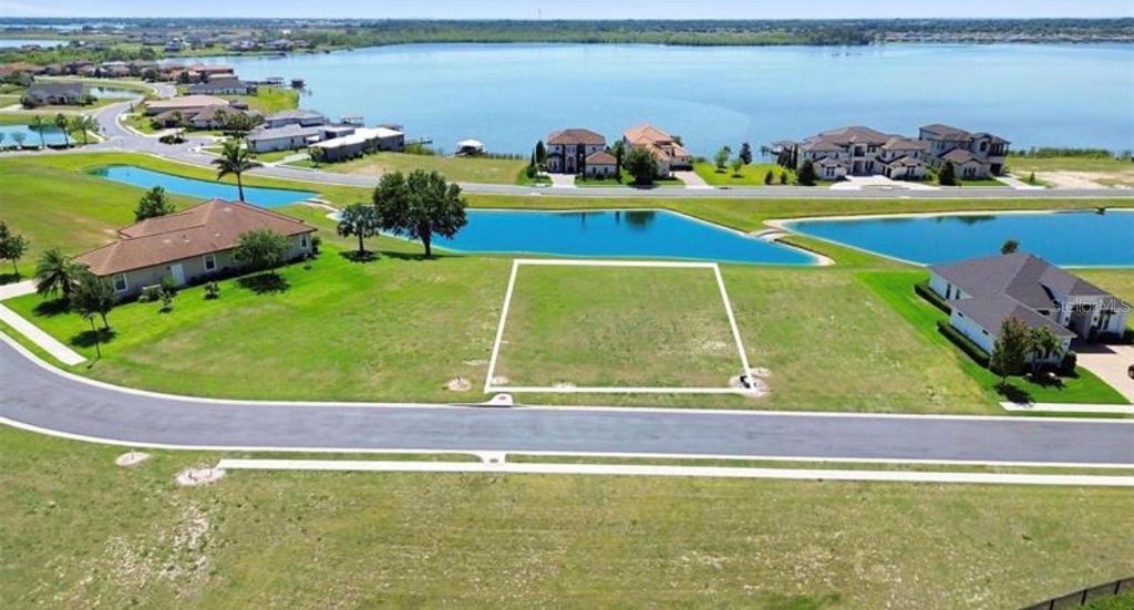 808 WATERFERN TRAIL DRIVE, Auburndale, FL 33823