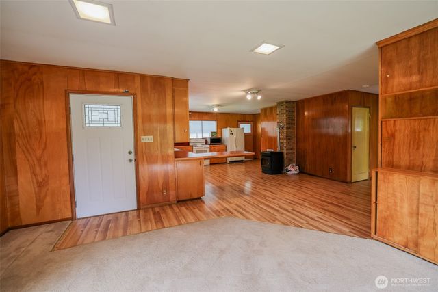 38013 US 2, Sultan, WA 98294