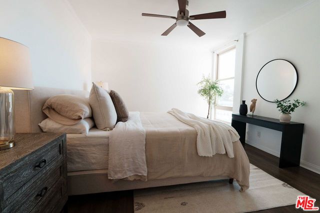 1110 Hacienda Place 207, West Hollywood, CA 90069