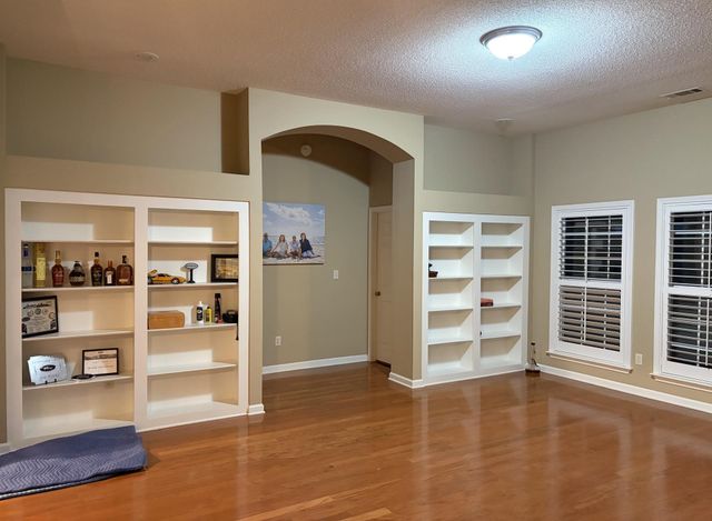 70 LEWIS FAIRWAY CIR, Oakland, TN 38060