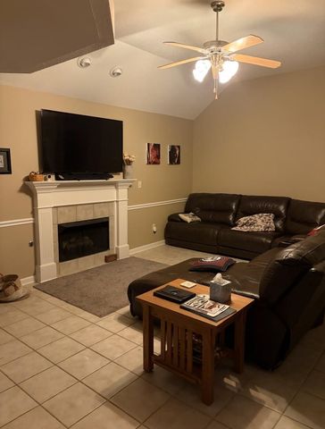 70 LEWIS FAIRWAY CIR, Oakland, TN 38060