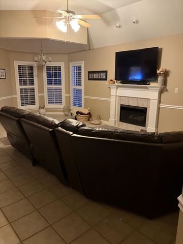 70 LEWIS FAIRWAY CIR, Oakland, TN 38060