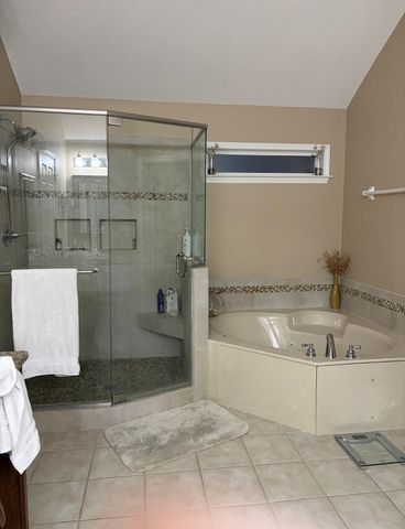 70 LEWIS FAIRWAY CIR, Oakland, TN 38060