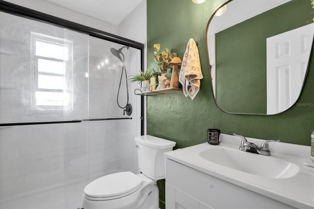 4929 36TH AVENUE N, St Petersburg, FL 33710