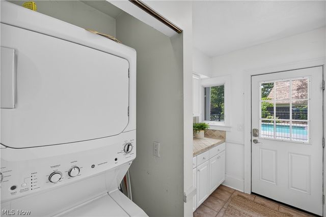 2228 Chatfield Drive, Cleveland Heights, OH 44106
