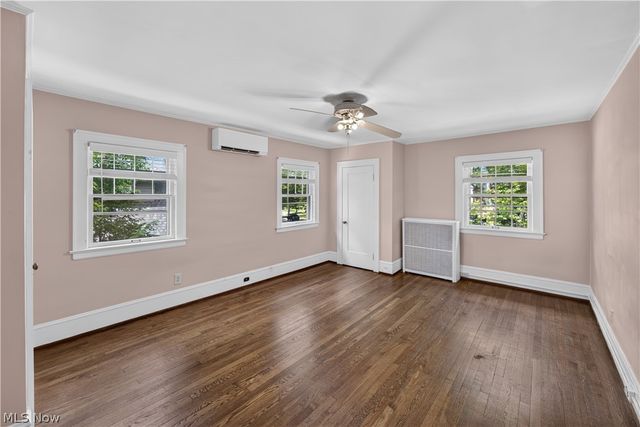 2228 Chatfield Drive, Cleveland Heights, OH 44106