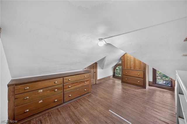 2228 Chatfield Drive, Cleveland Heights, OH 44106